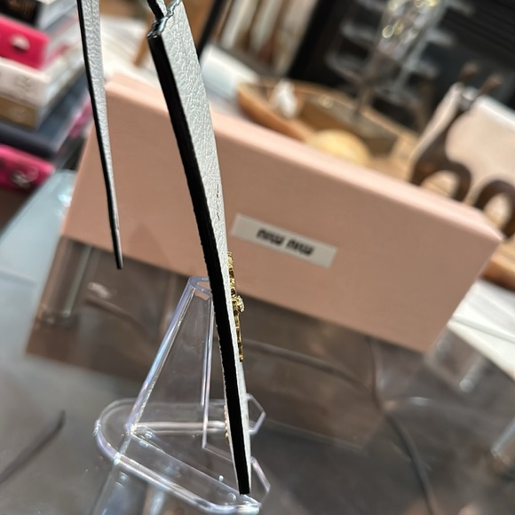 🦄 RARE Authentic MIU MIU Leather “Not Nice” White Unicorn Bag Charm, in Box 🦄 - Picture 11 of 16